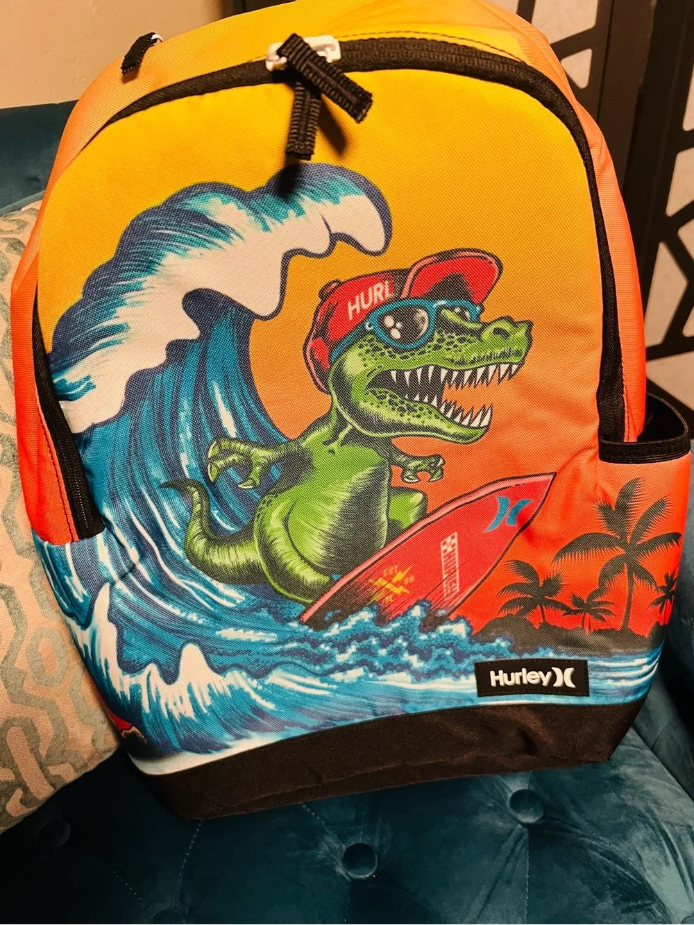 NWT Hurley Graphic Backpack Surf  🏄‍♂️ 🦖 Dino T-Rex School Book Bag 15”